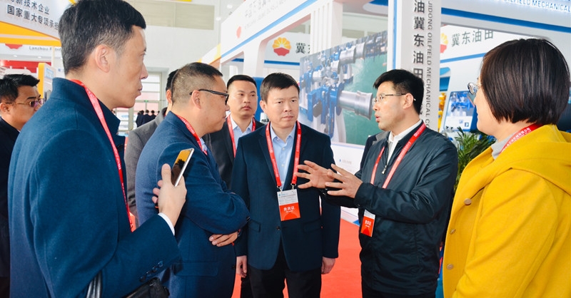 黃發集團赴北京交流辦展經驗